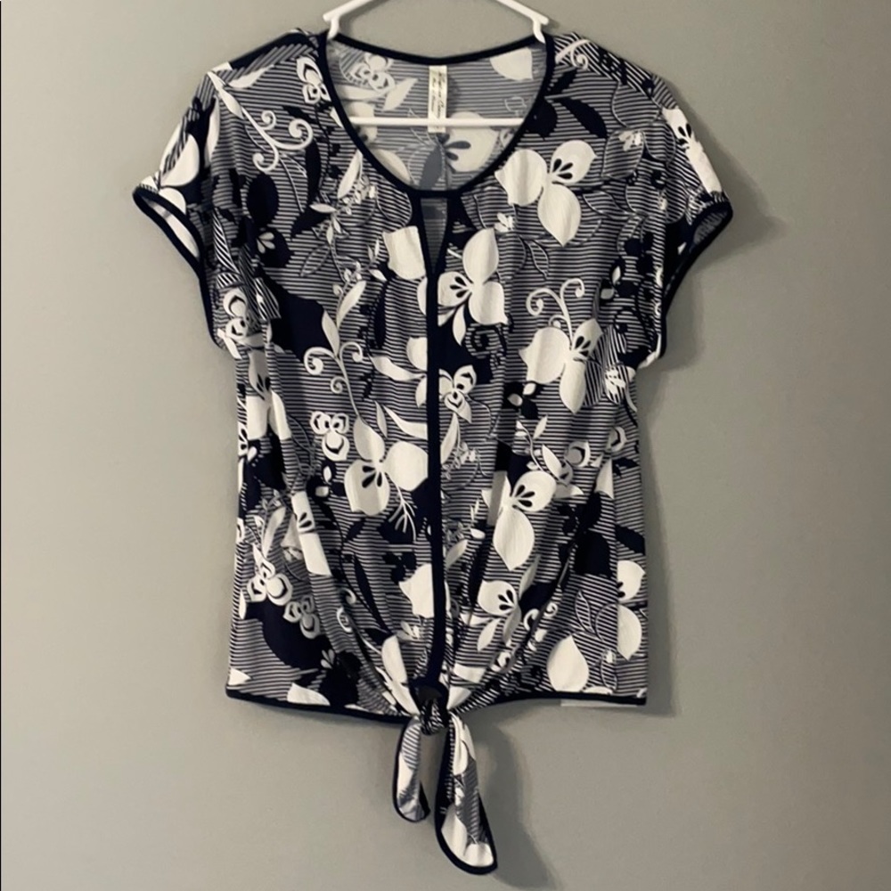 Ladies top